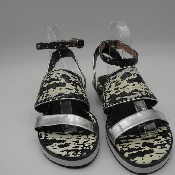 Pour La Victoire Sabina Ankle Strap Flat Sandals, Black/white/silver Size 7. - Picture 1 of 8